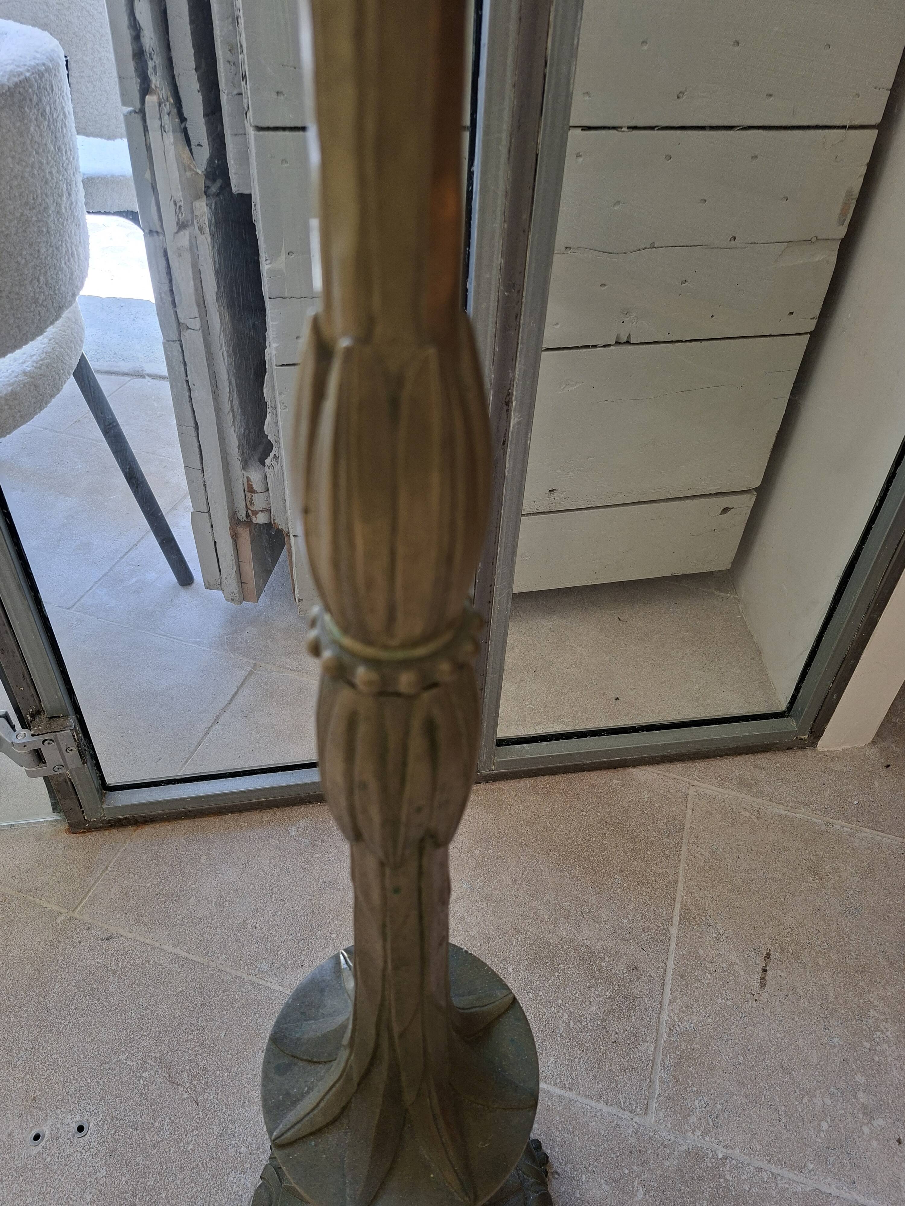 Candle holder
