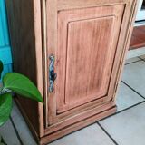 Storage cabinet