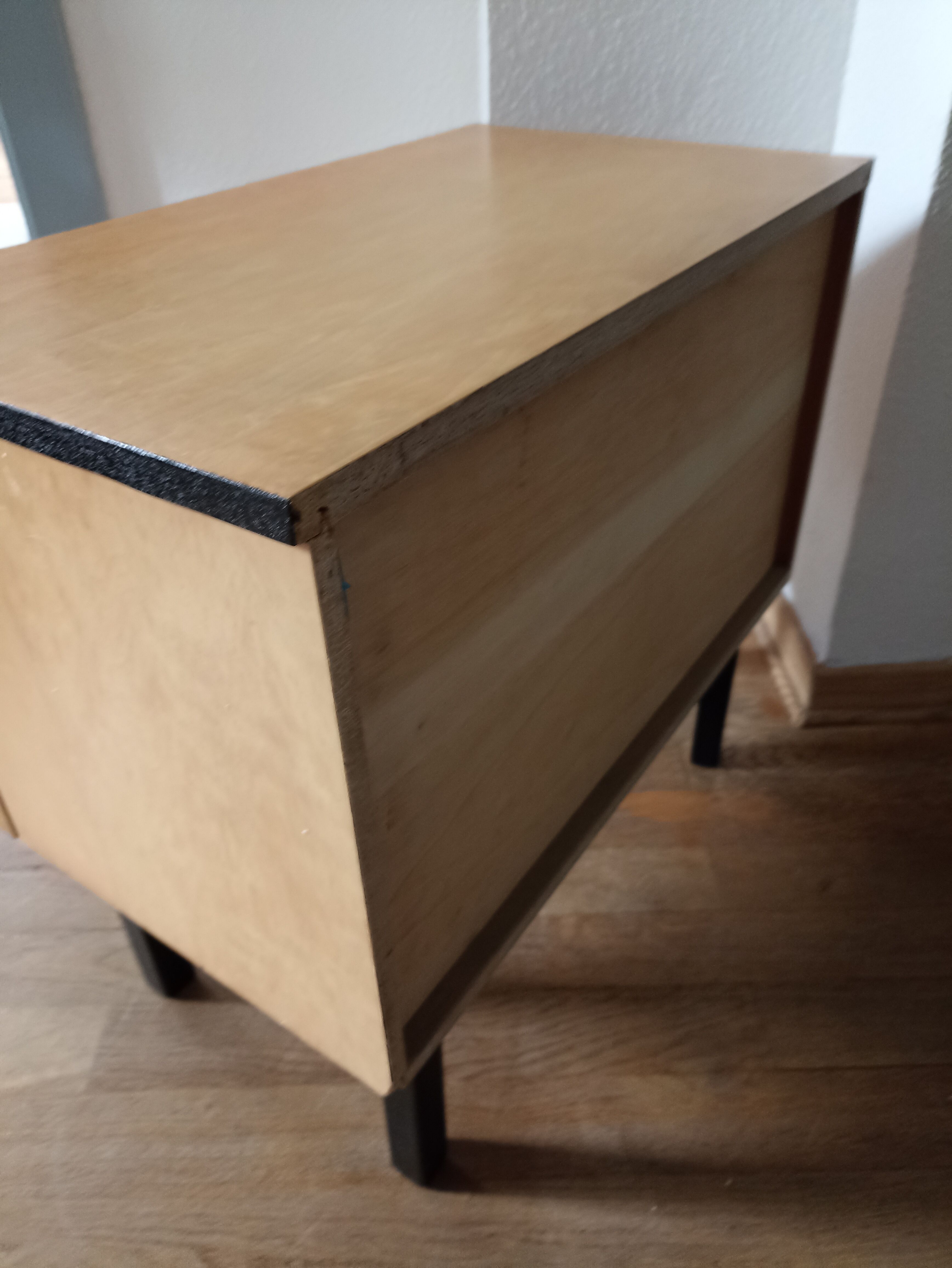 Commode vintage