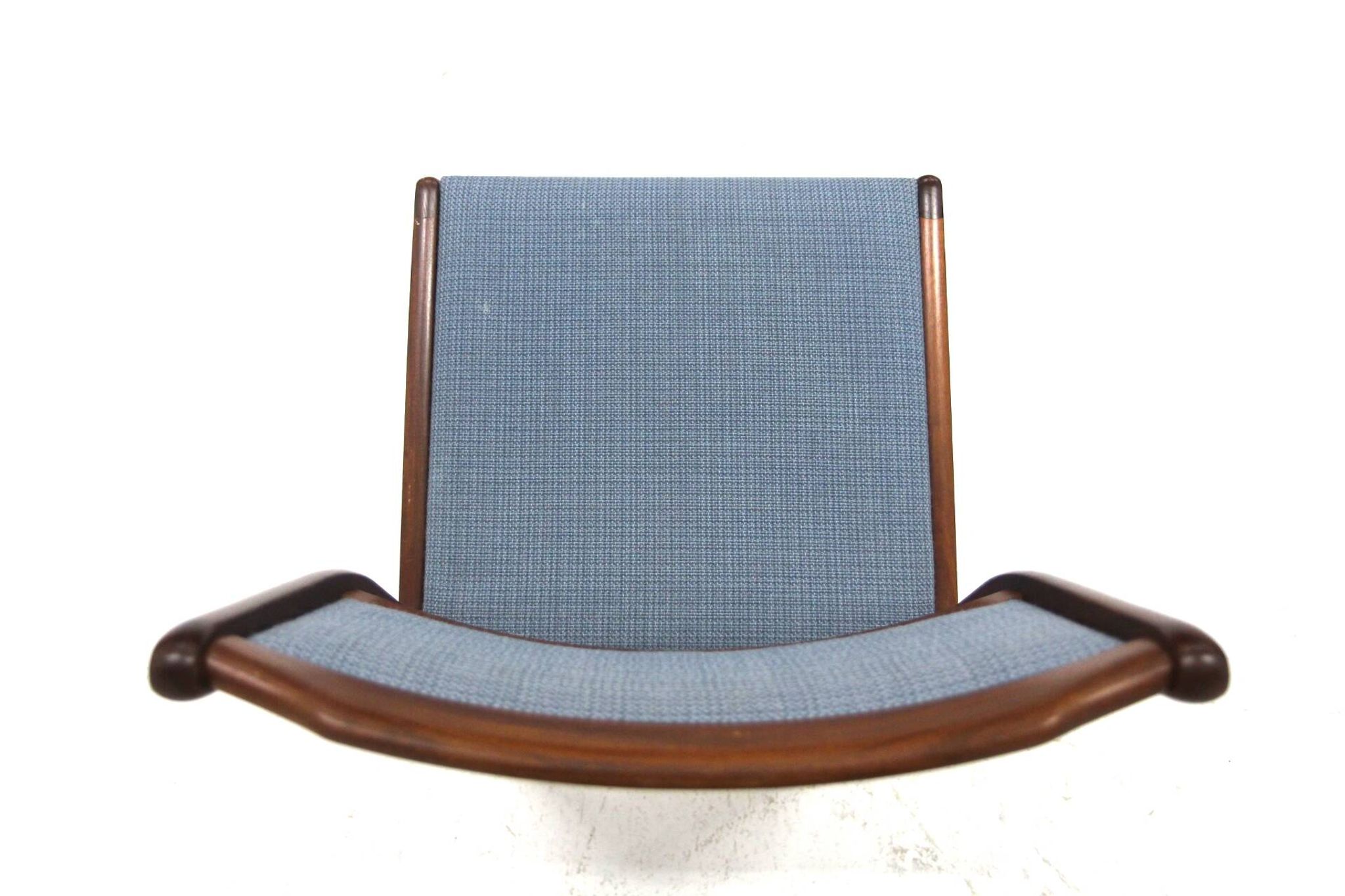 4 chaises scandinave en noyer, Suède, 1960