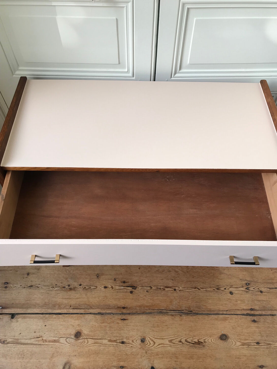 Vintage chest of drawers revisited in Setting Plaster from Farrow & Ball