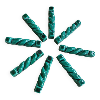 8 Green ceramic knife rests