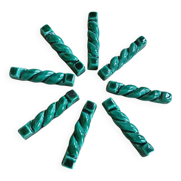 8 Green ceramic knife rests