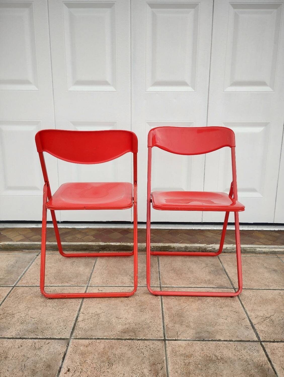 Pair of Italian folding chairs