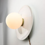Lampe murale en céramique blanche vintage