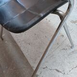 Chairs "rugby" by Gilbert Steiner
