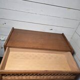 Vintage chest of drawers in oak and rattan from the 1960s.