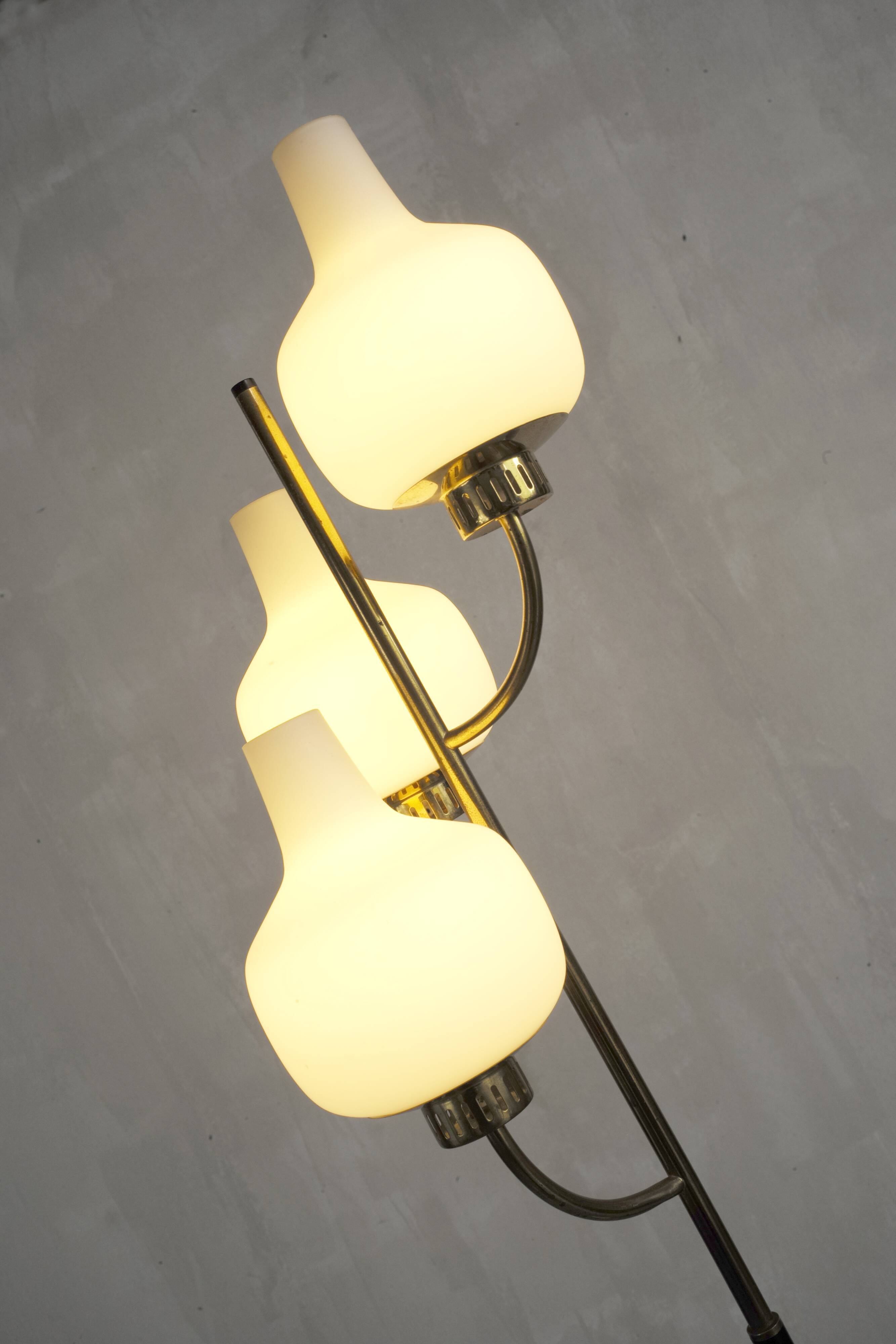 Stilnovo, floor lamp with three opalines, Italy 1950