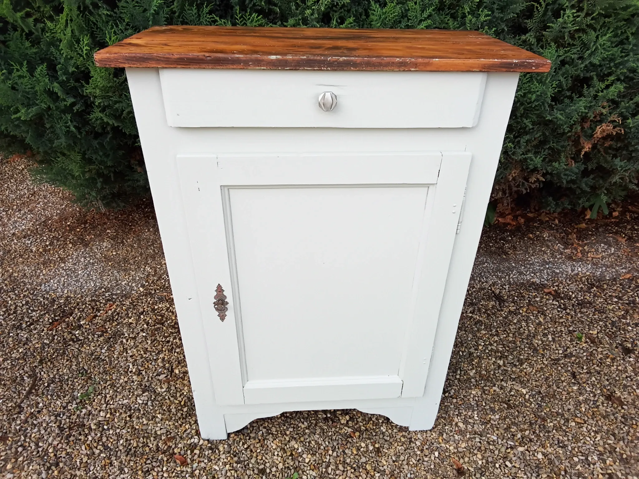 Antique confit pot