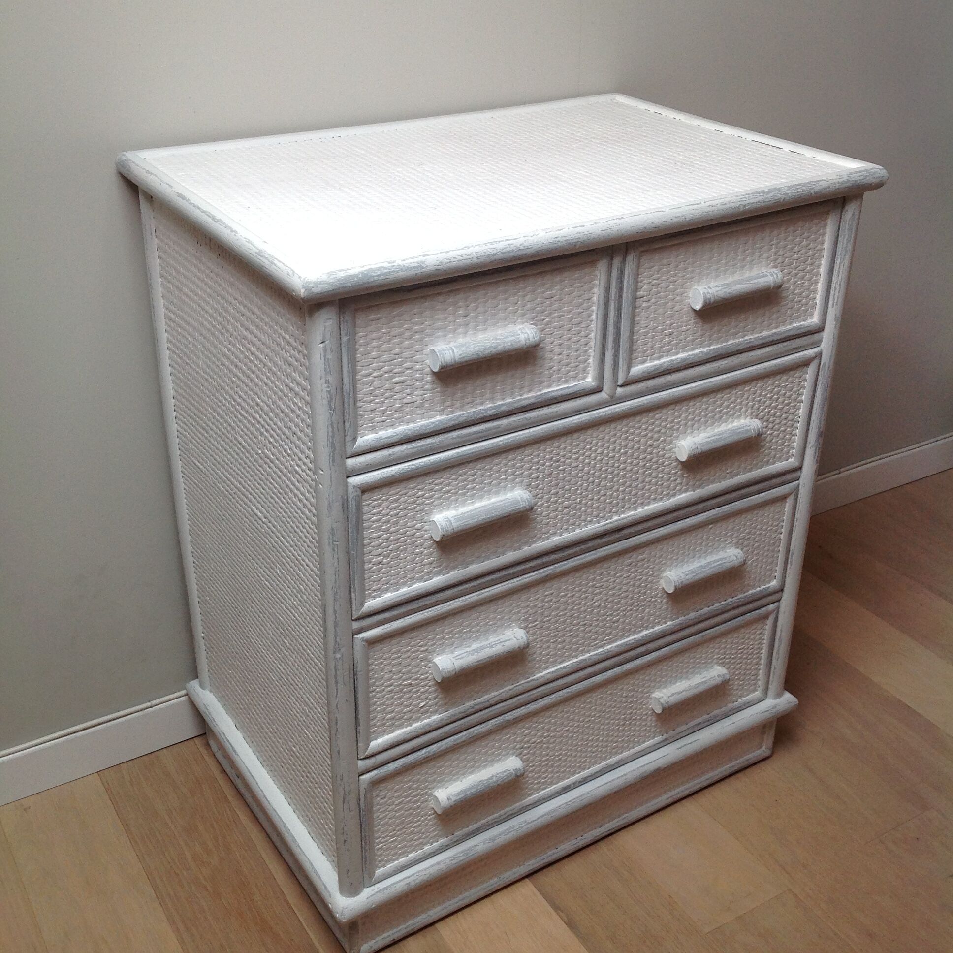 Commodus rotin patine shabby