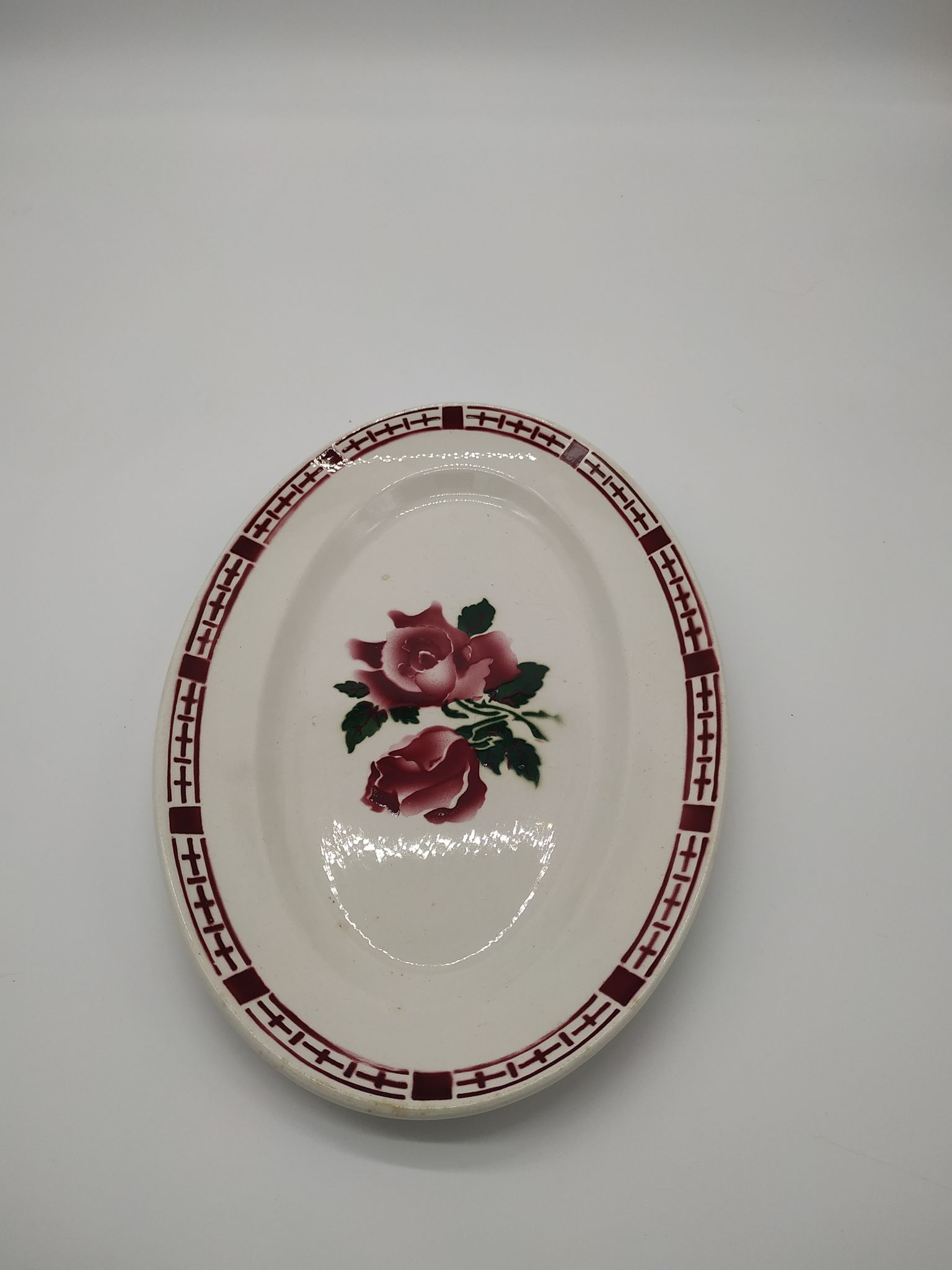 Pair of ceramic dishes from Sarreguemines digoin décor aux Roses