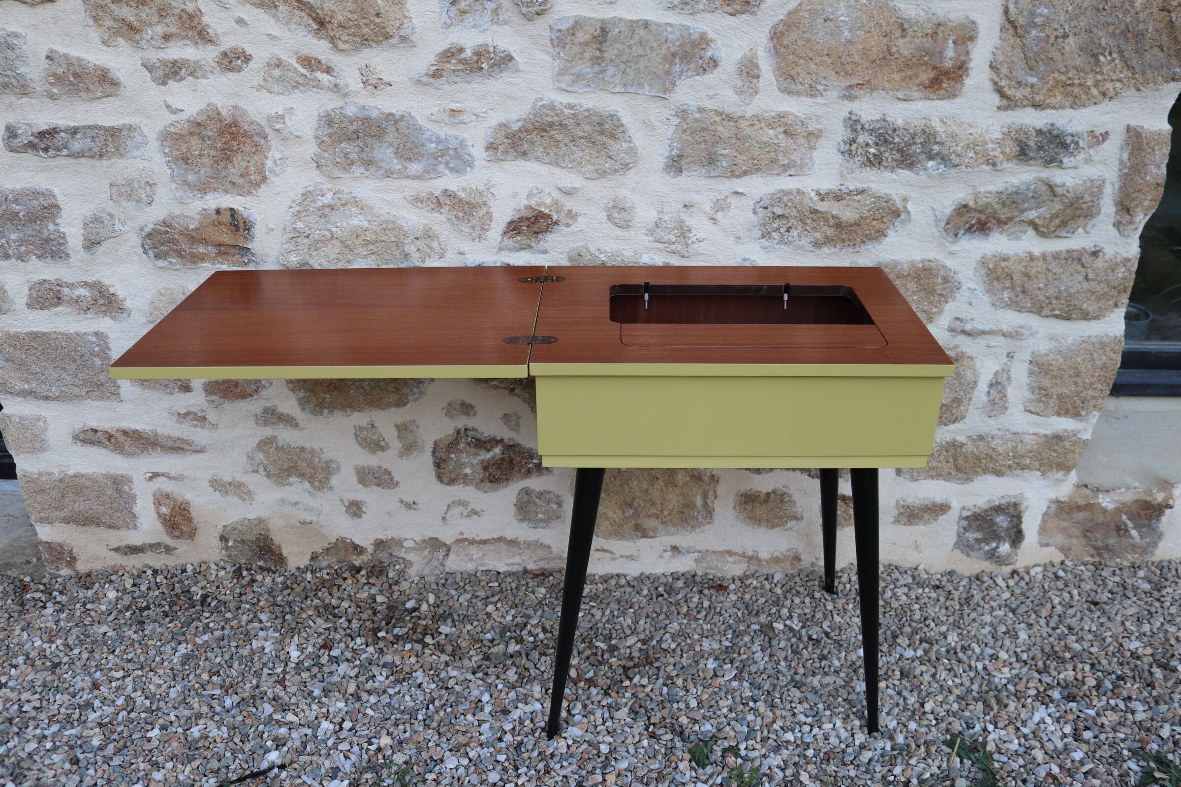 Bureau Singer d'époque machine à coudre