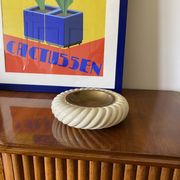 Tommaso Barbi, cream ceramic ashtray / vide poche, B Ceramiche, ca. 1970