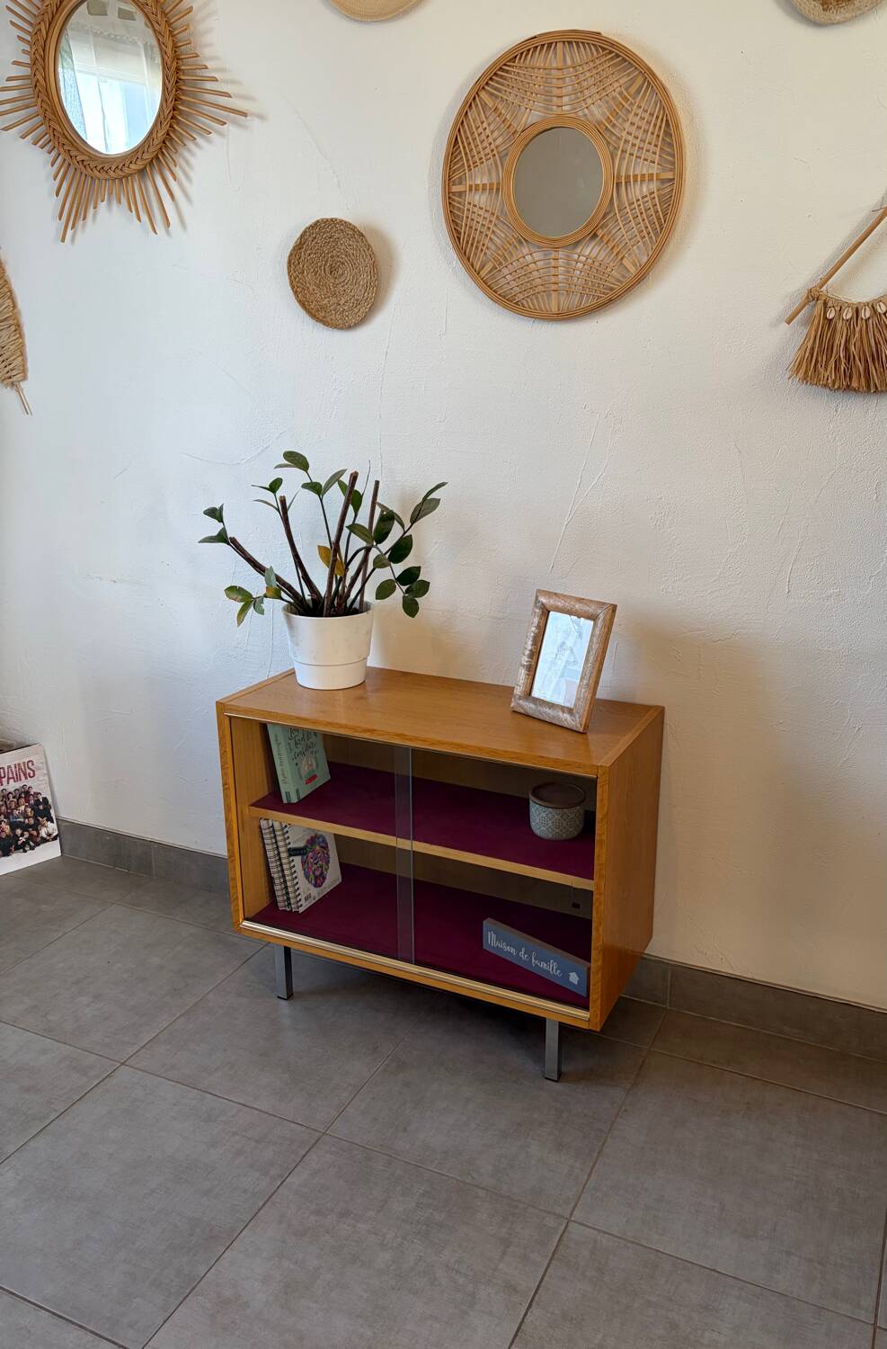 Vintage display cabinet from the 1960s