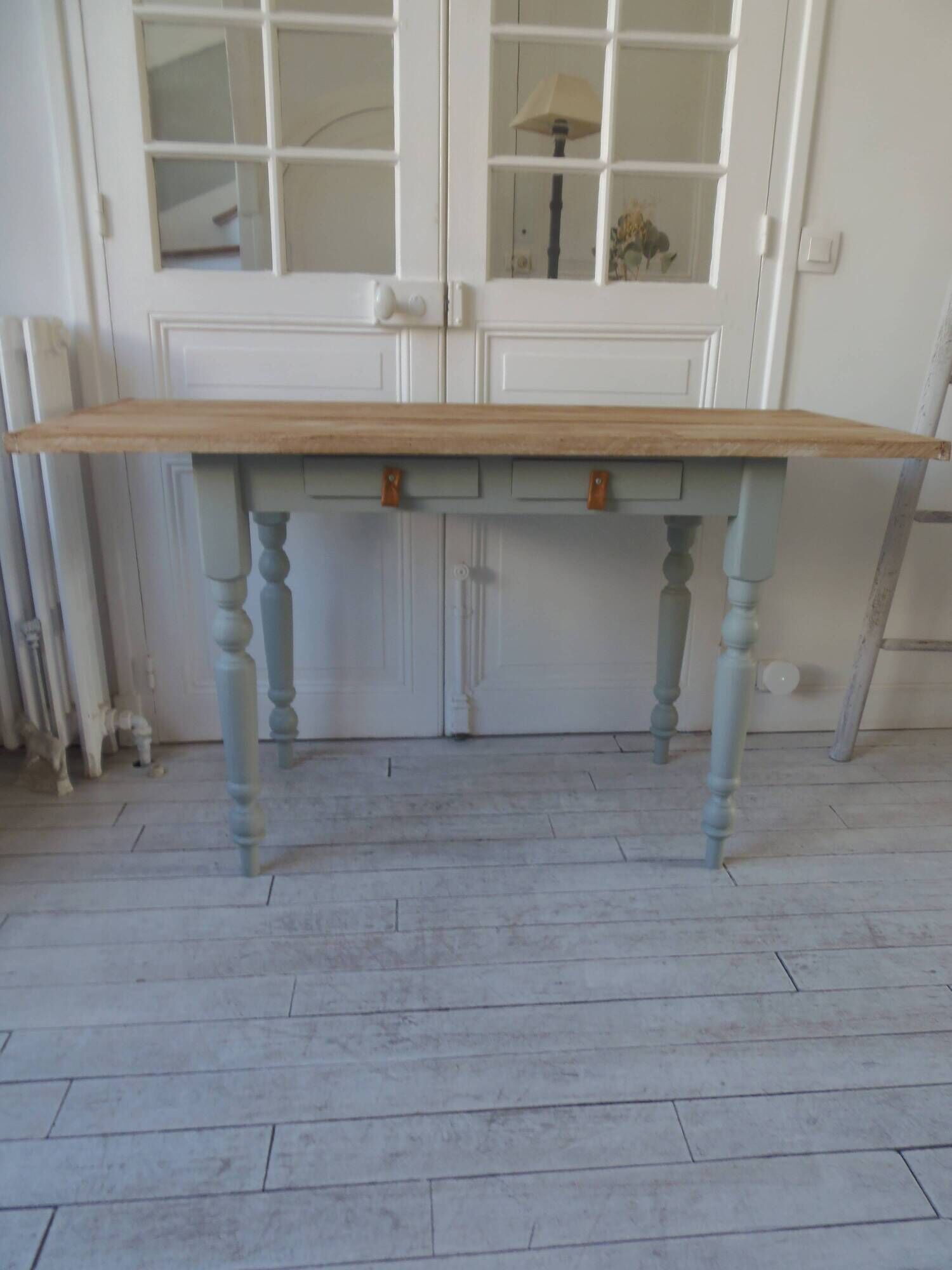 Vintage farm table, base and belt re-enchanted in verdigris, wooden top.