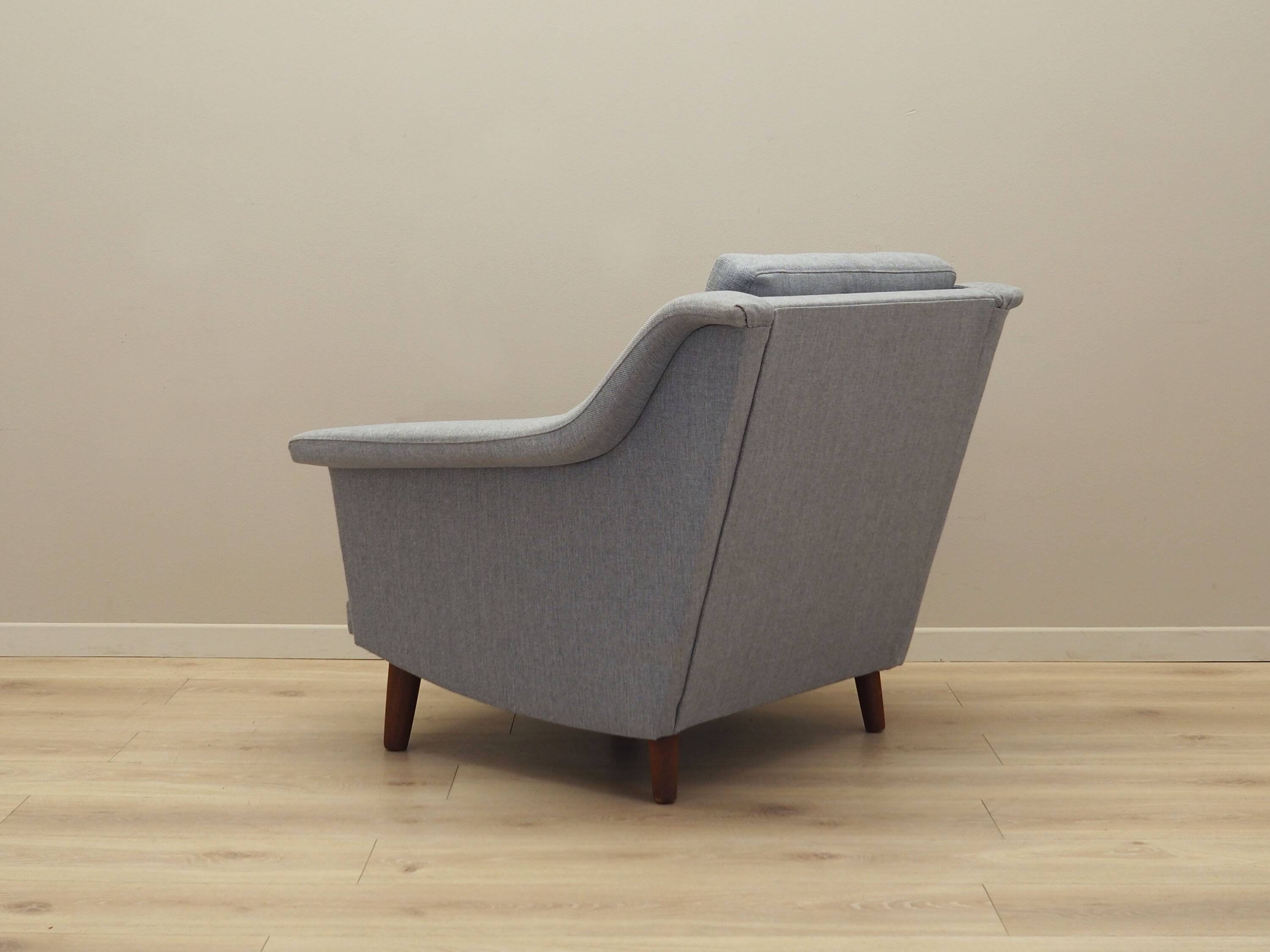 Fauteuil gris, design danois, années 1960, production : Danemark