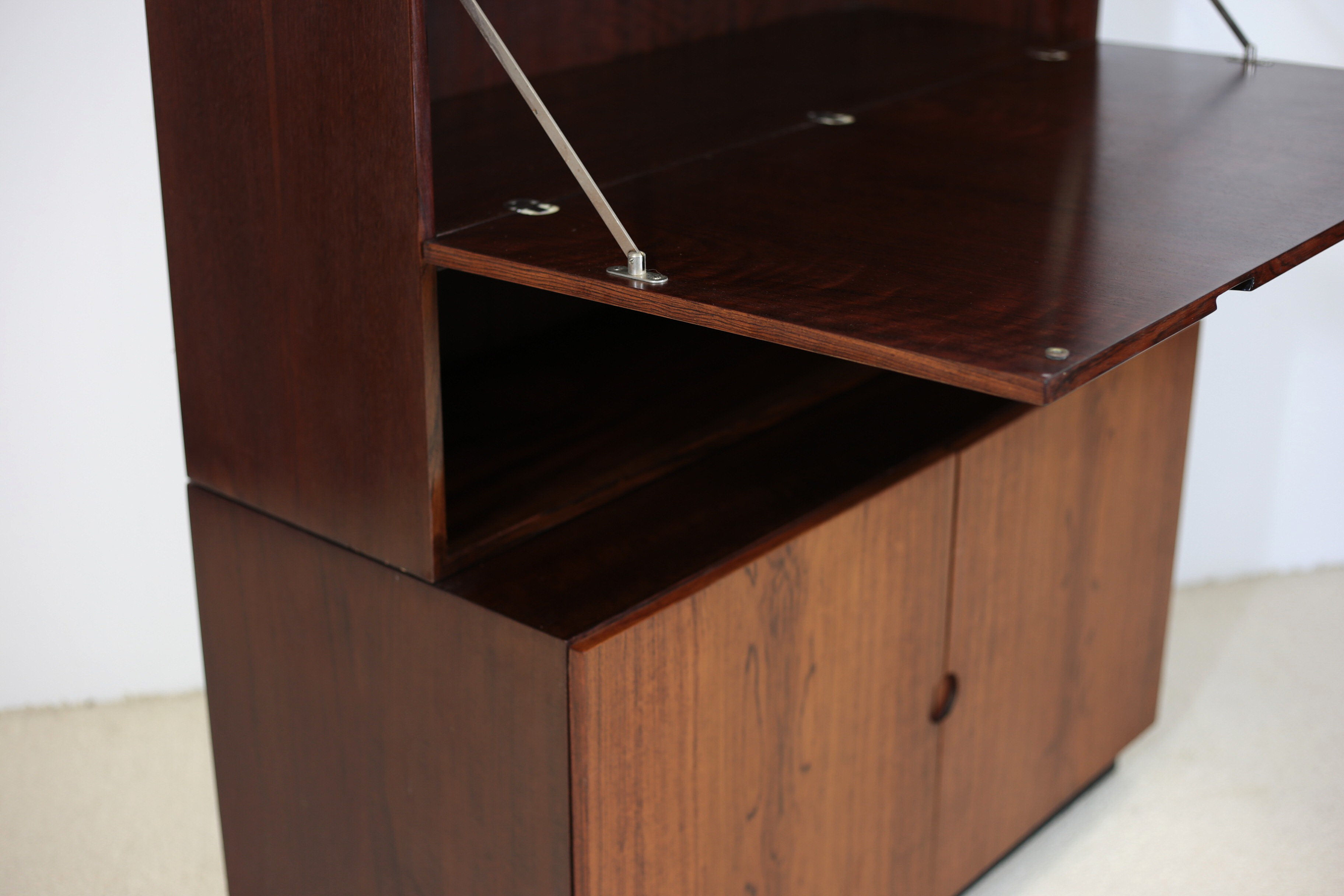 Buffet and Bramin secretary