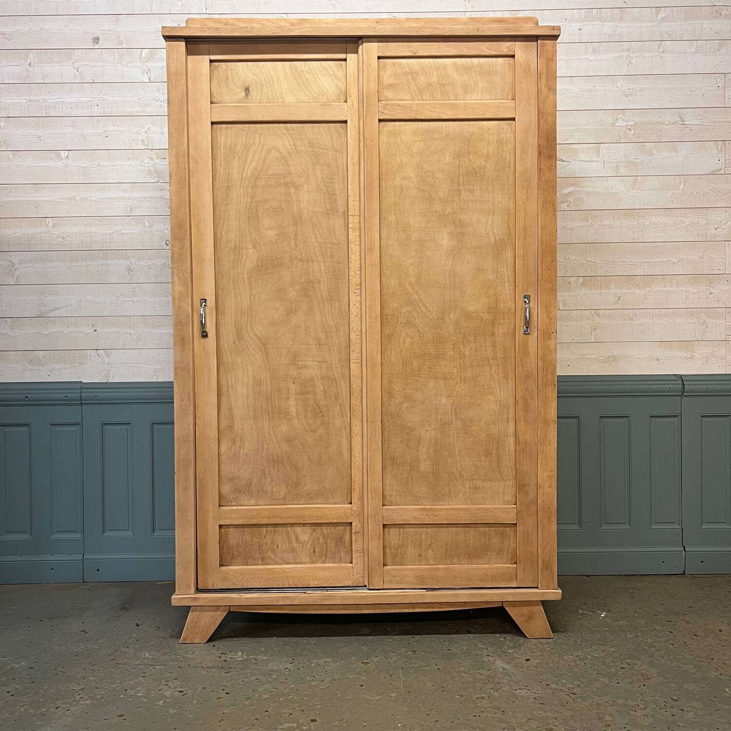 Vintage sliding wardrobe, removable