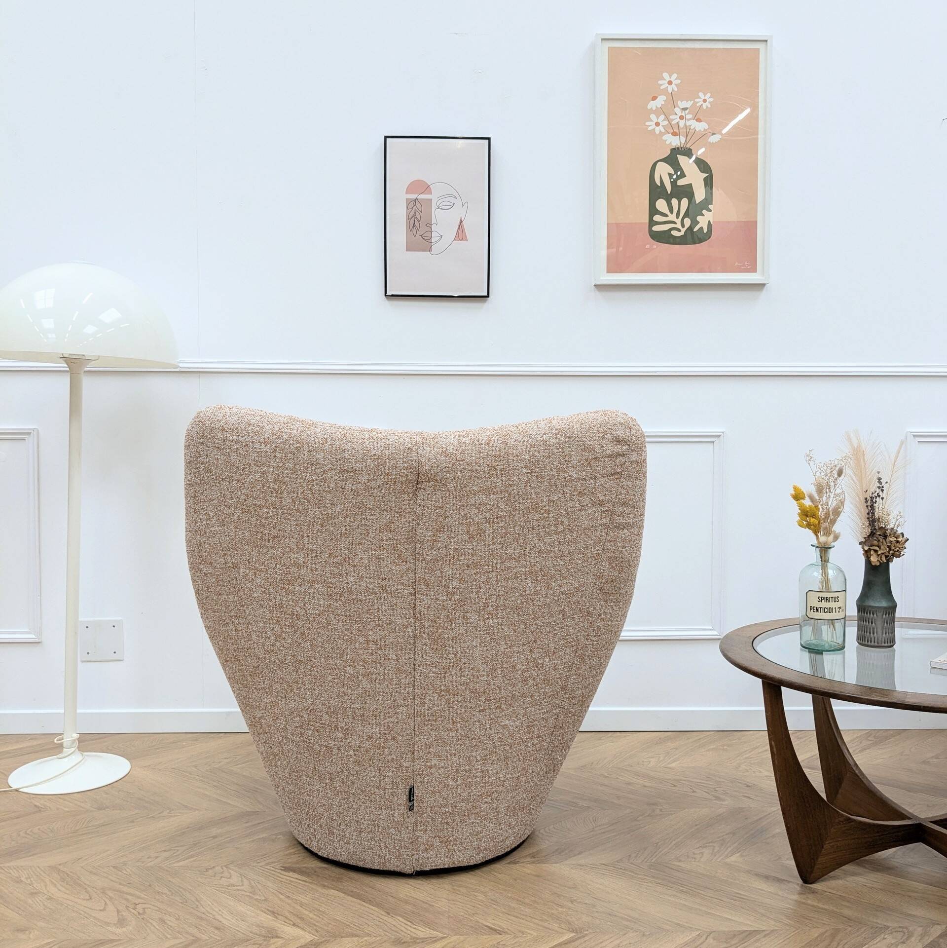 Anda armchair by Pierre Paulin published by Ligne Roset