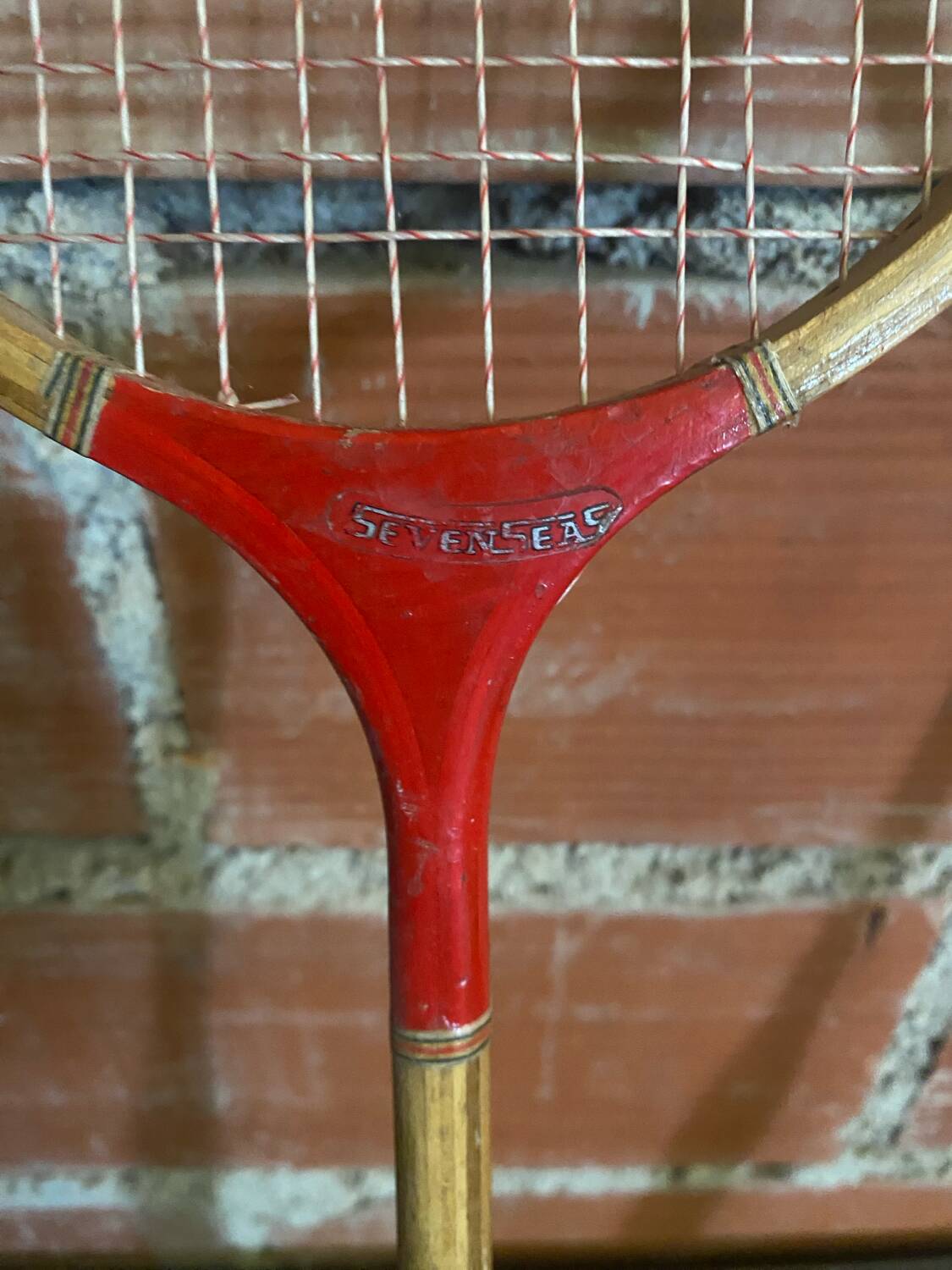 Paire de raquettes de badminton en bois, années 50