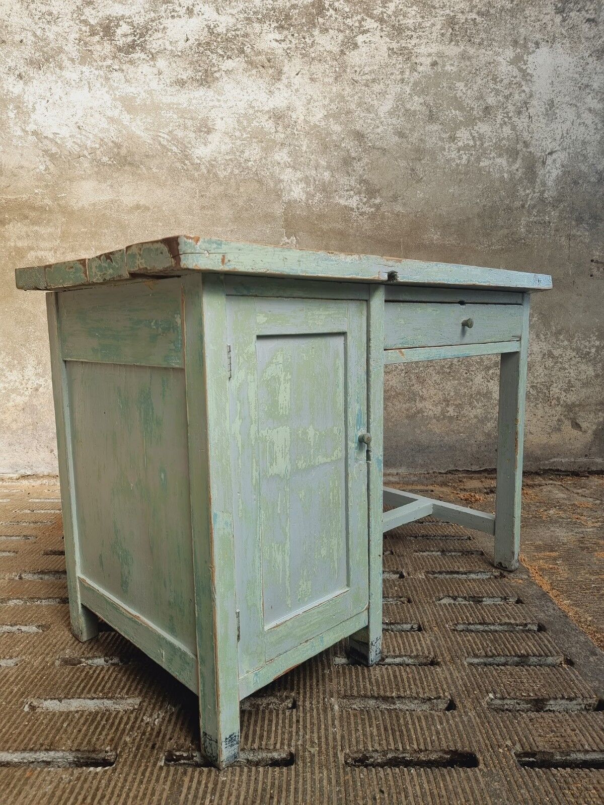 Vintage desk work table