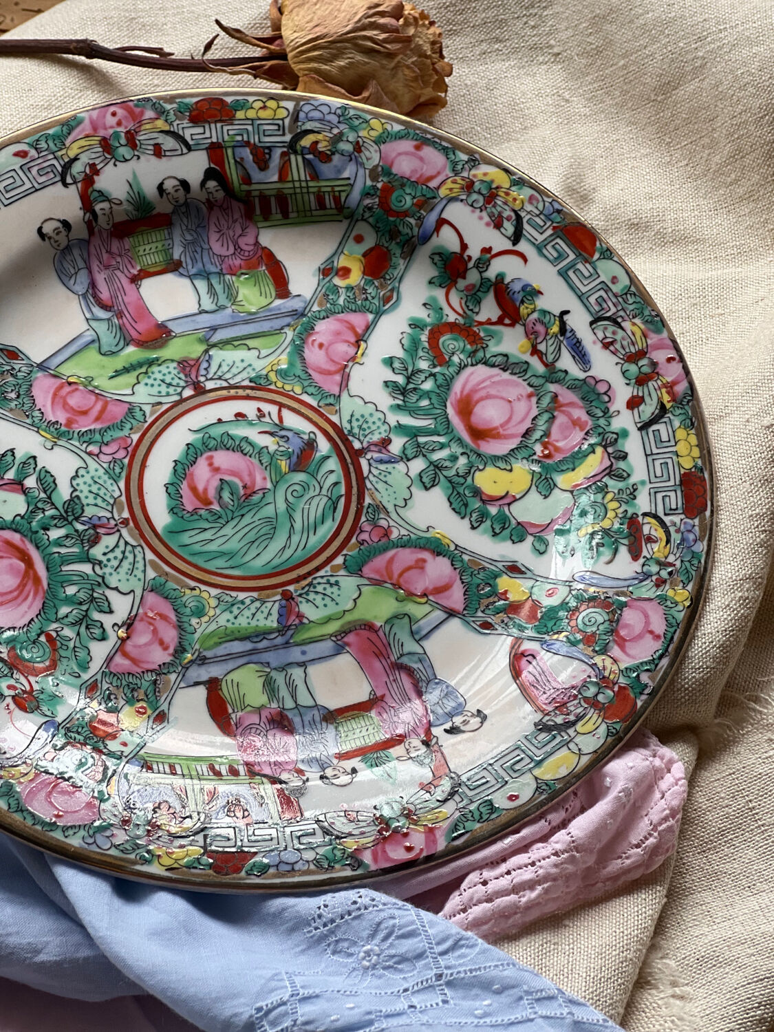 Assiettes décorative en porcelaine Macao Qianlong nian zhi