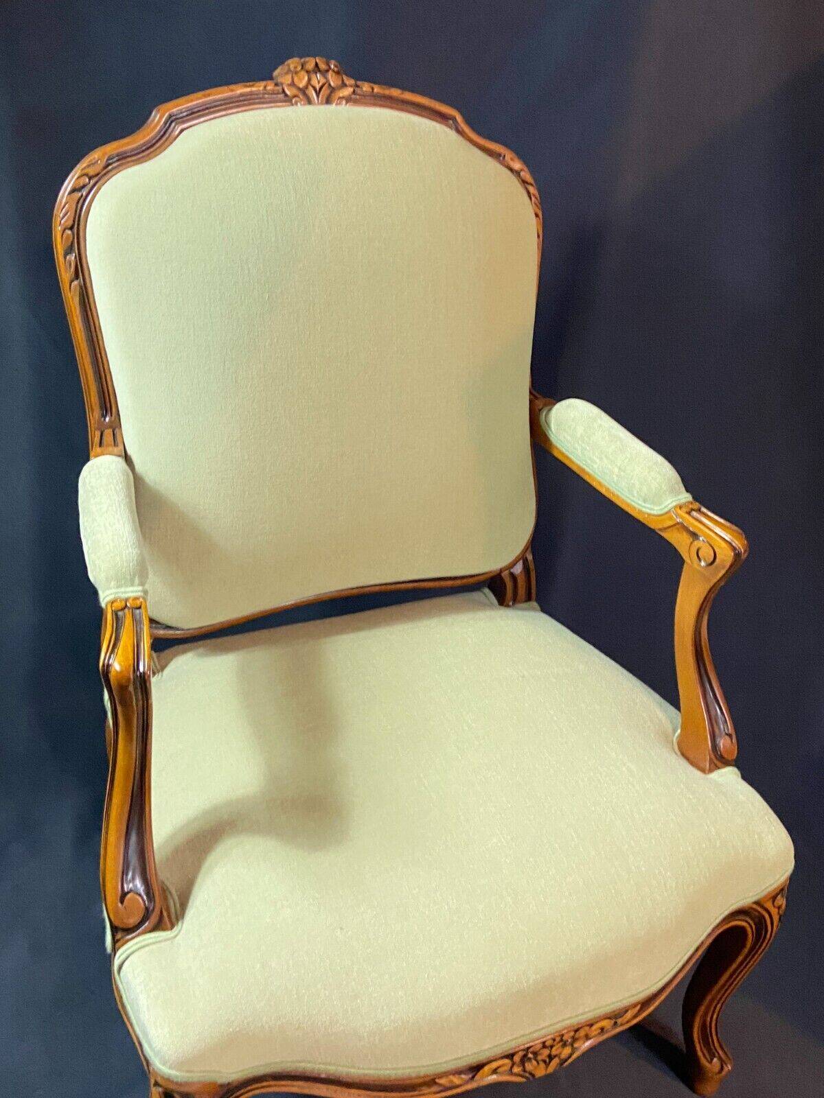 Large Queen-style back armchair in solid cherry wood, Louis XV style