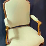 Large Queen-style back armchair in solid cherry wood, Louis XV style