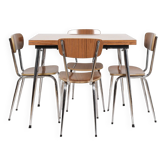 Formica extending table with 4 chairs, set, vintage from the 70s.