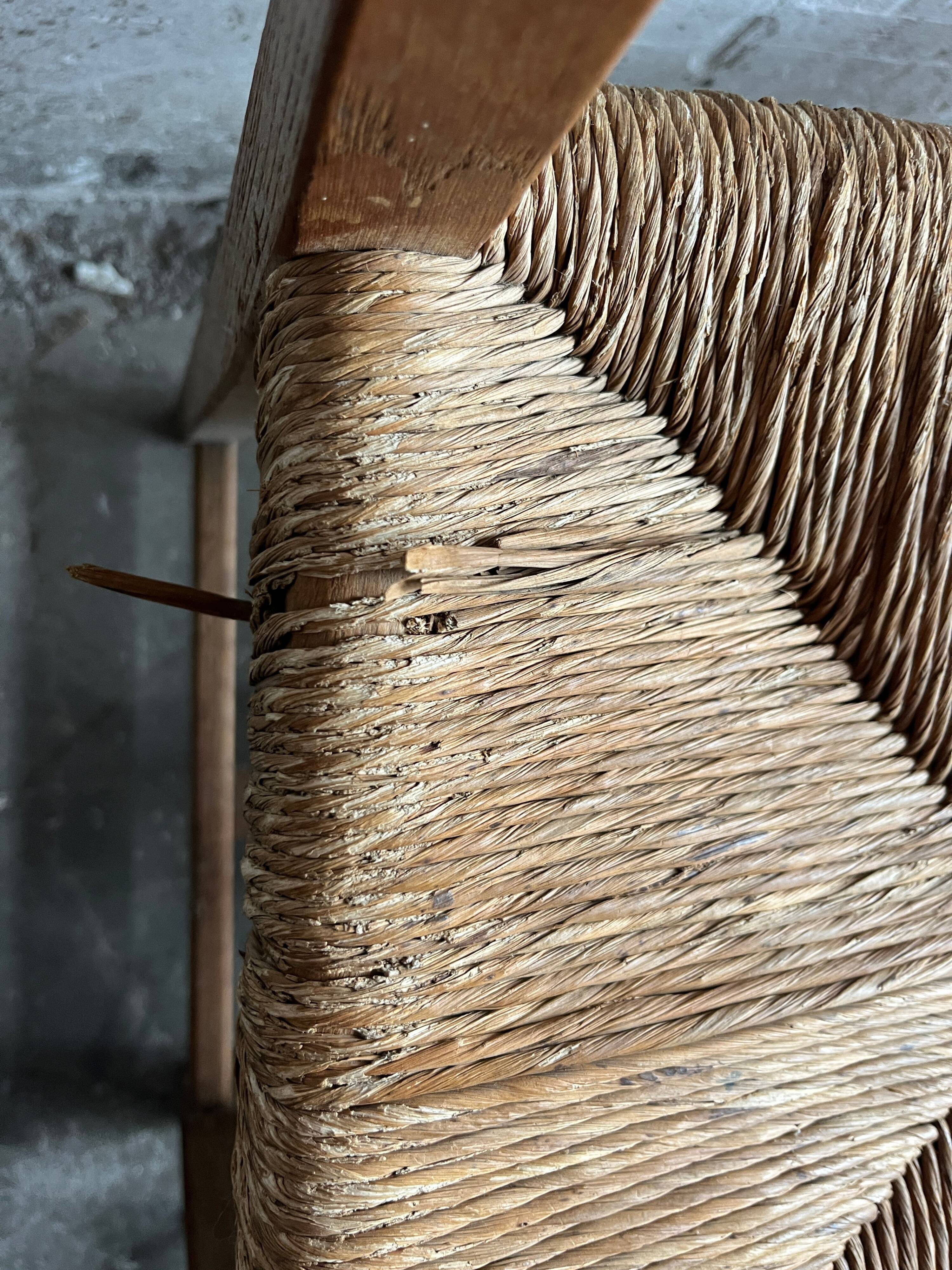 Set of 6 sculpted oak chairs with straw seats – 1950s