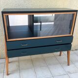 Showcase vintage compass feet