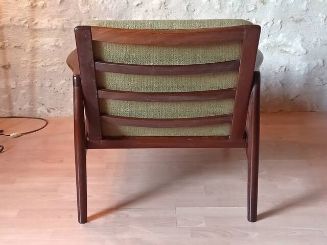 Scandinavian design armchair in solid teak vintage 1960s