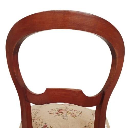 Louis Philippe chair in mahogany with upholstered embroidered seat