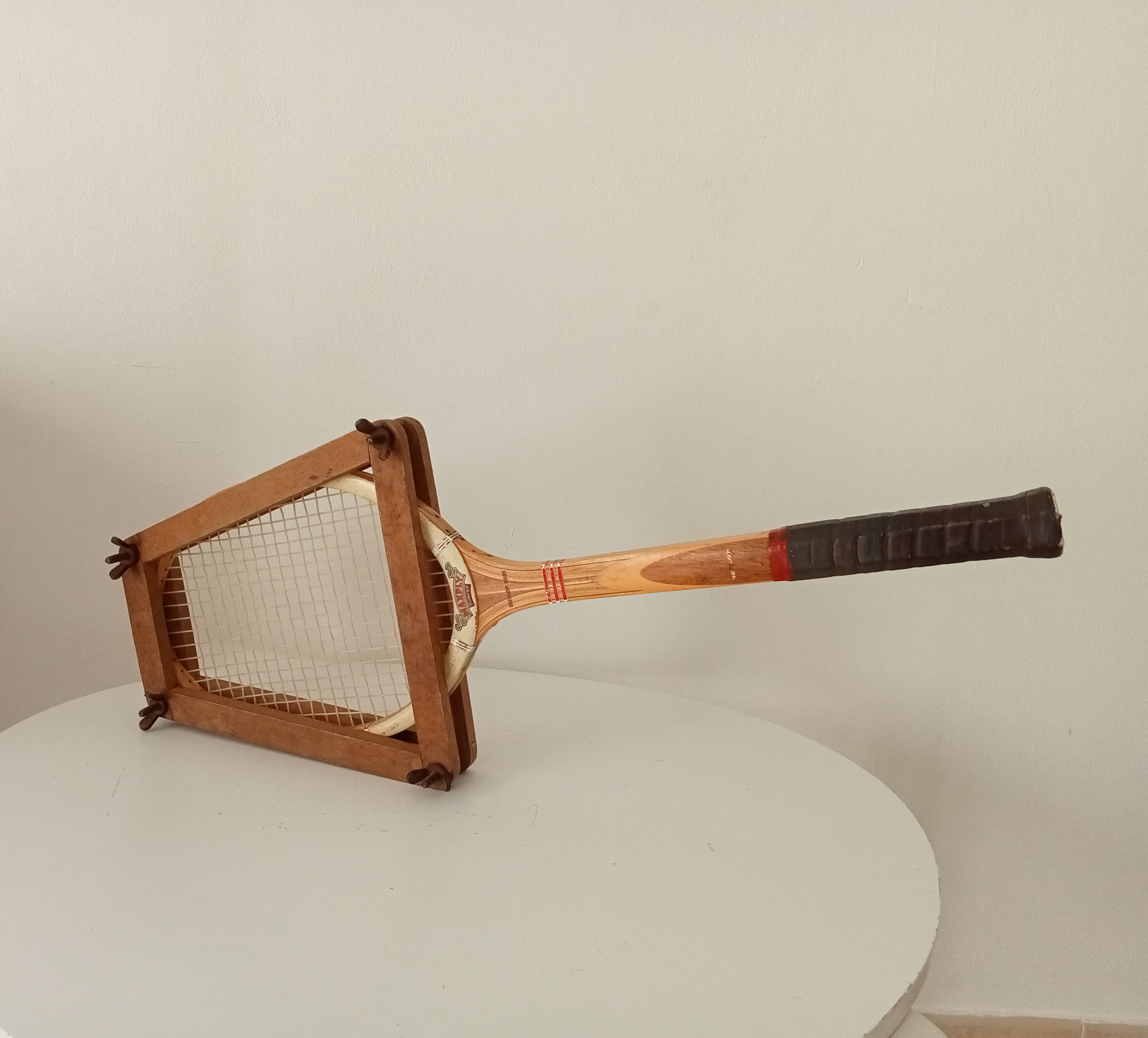Vintage wooden tennis racket Dunlop Maxply Fort