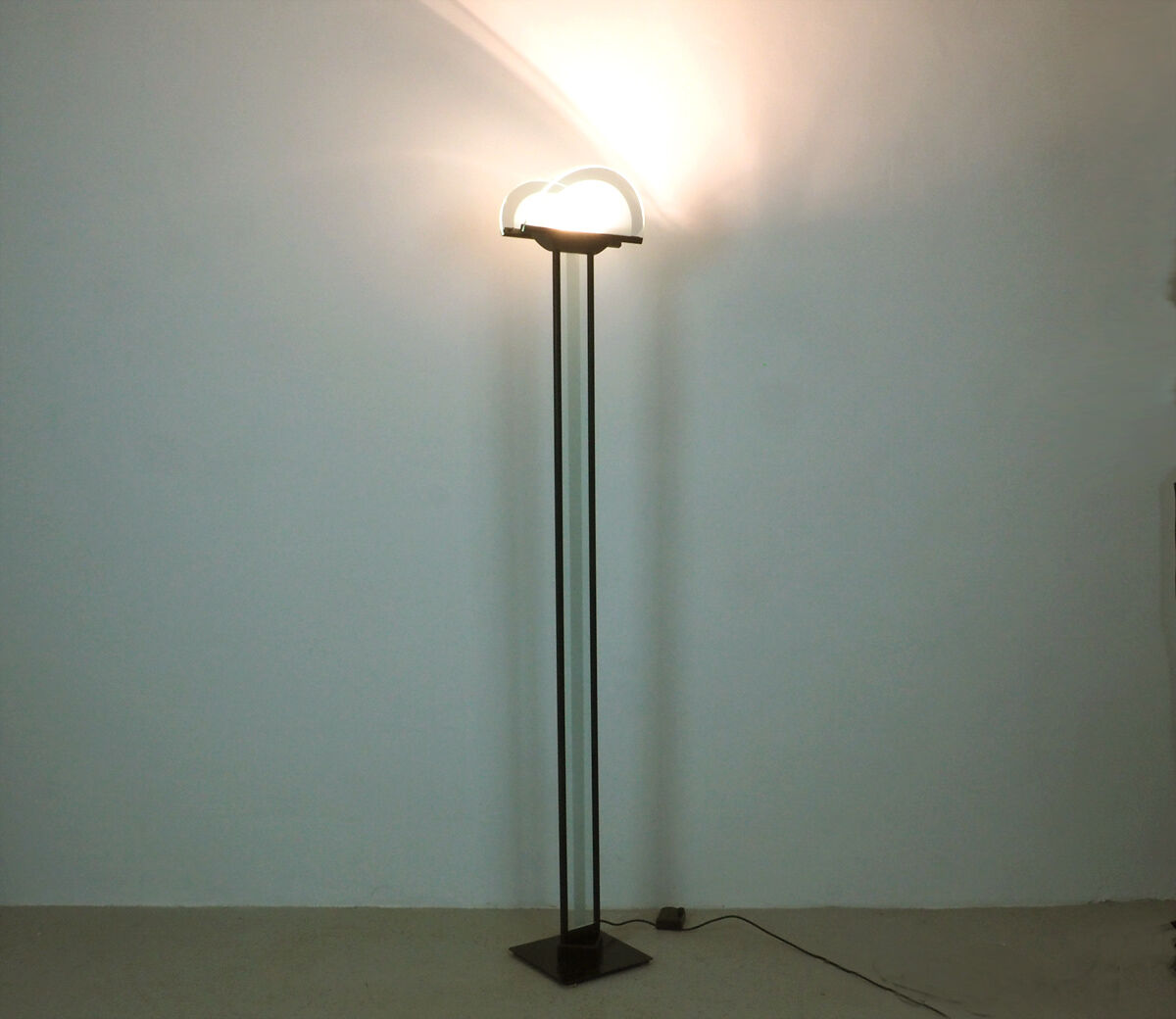 Italian floor lamp from Lamperti, 1980