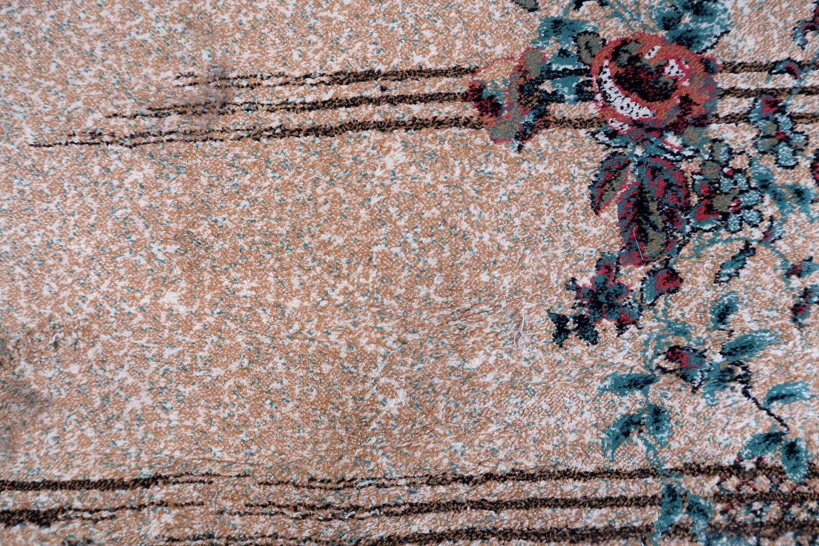 Tapis vintage turc moderne en laine – 119 x 175 cm – Années 1970