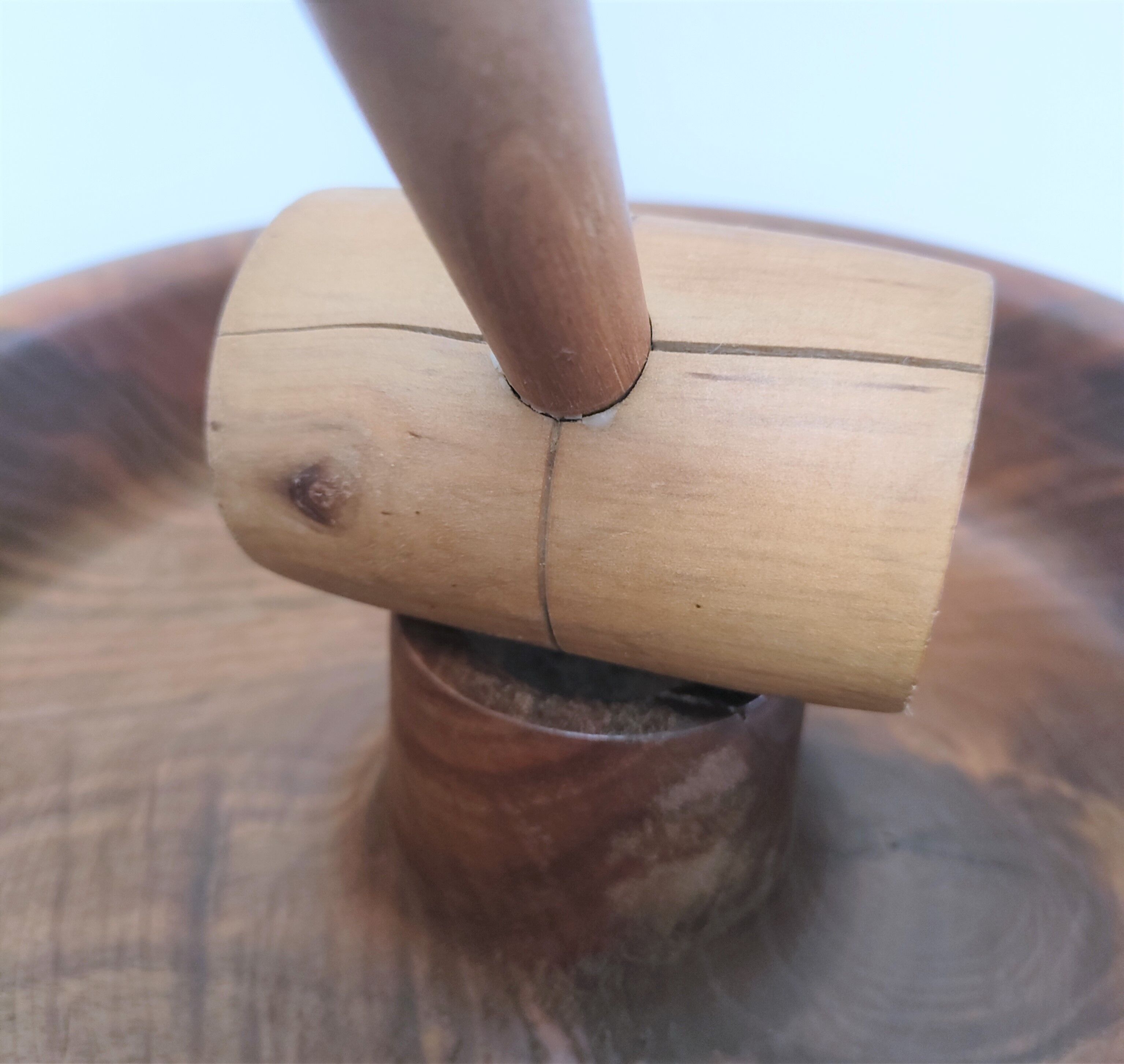 Nutcracker in solid wood and its mallet