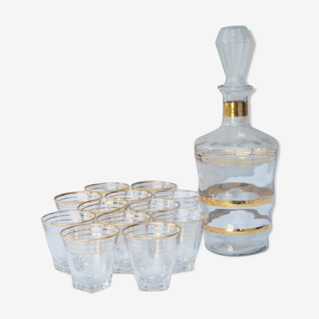 Golden liquor service from the 1950s and 1960s and its 12 glasses