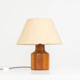 Solid teak table lamp by Kirk Copenhagen (Denmark, 1960s).
