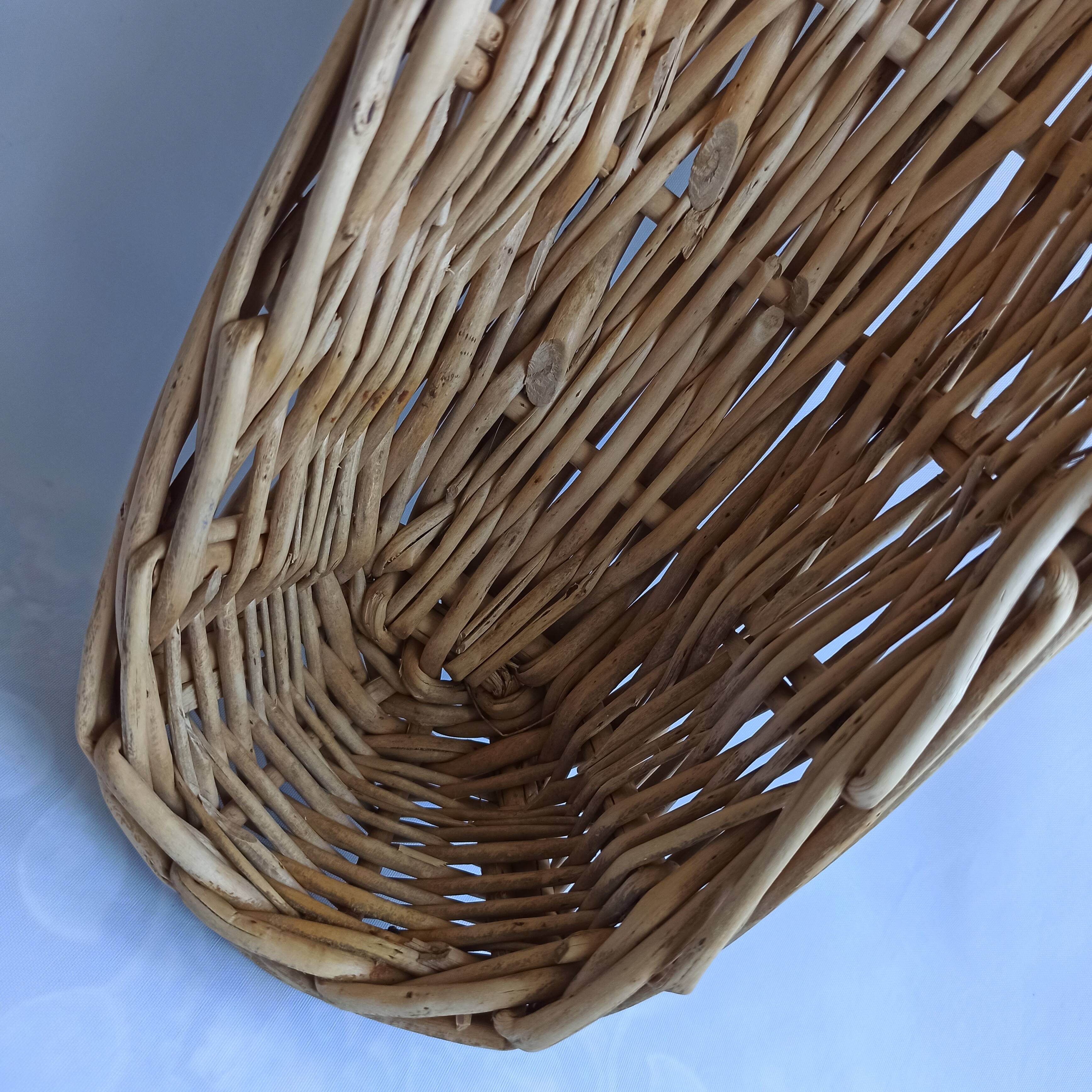 Wicker baguette bread pan