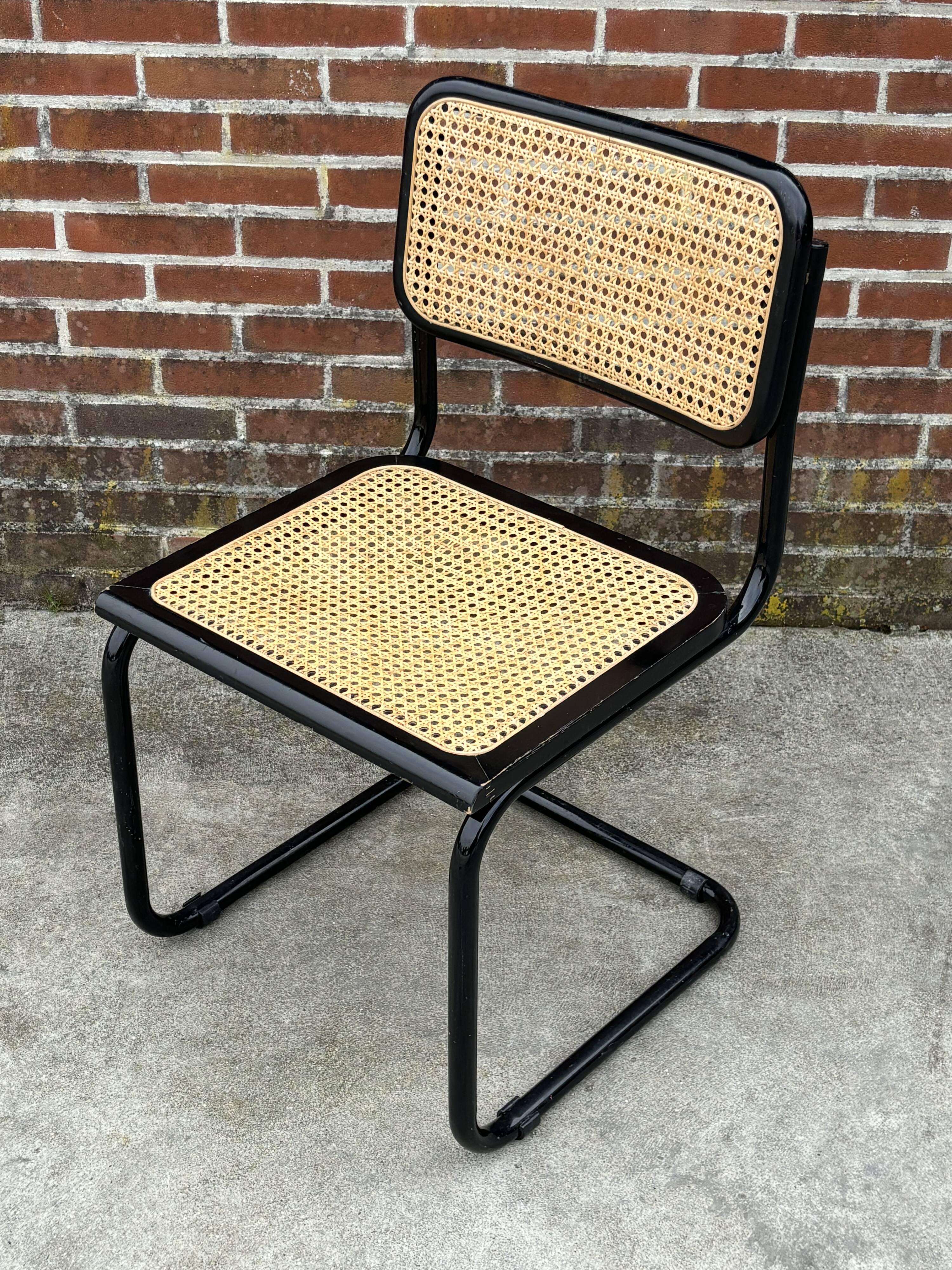 Vintage Cesca design chair b32 model in black