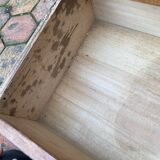 Antique chest of drawers