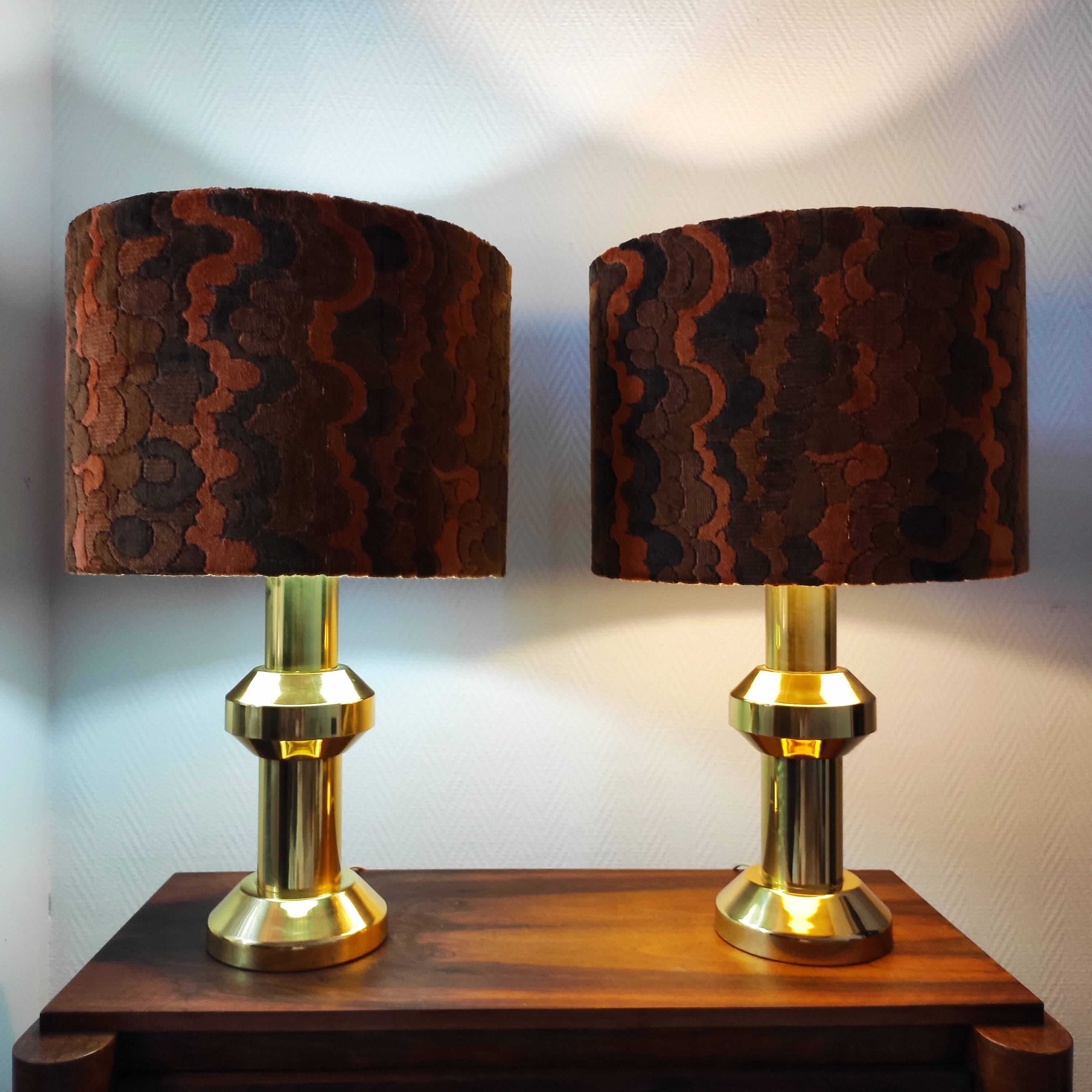 Pair of large vintage 1970s brass living room lamps