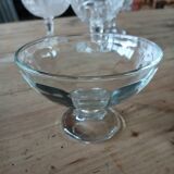 5 coupes anciennes en verre transparent