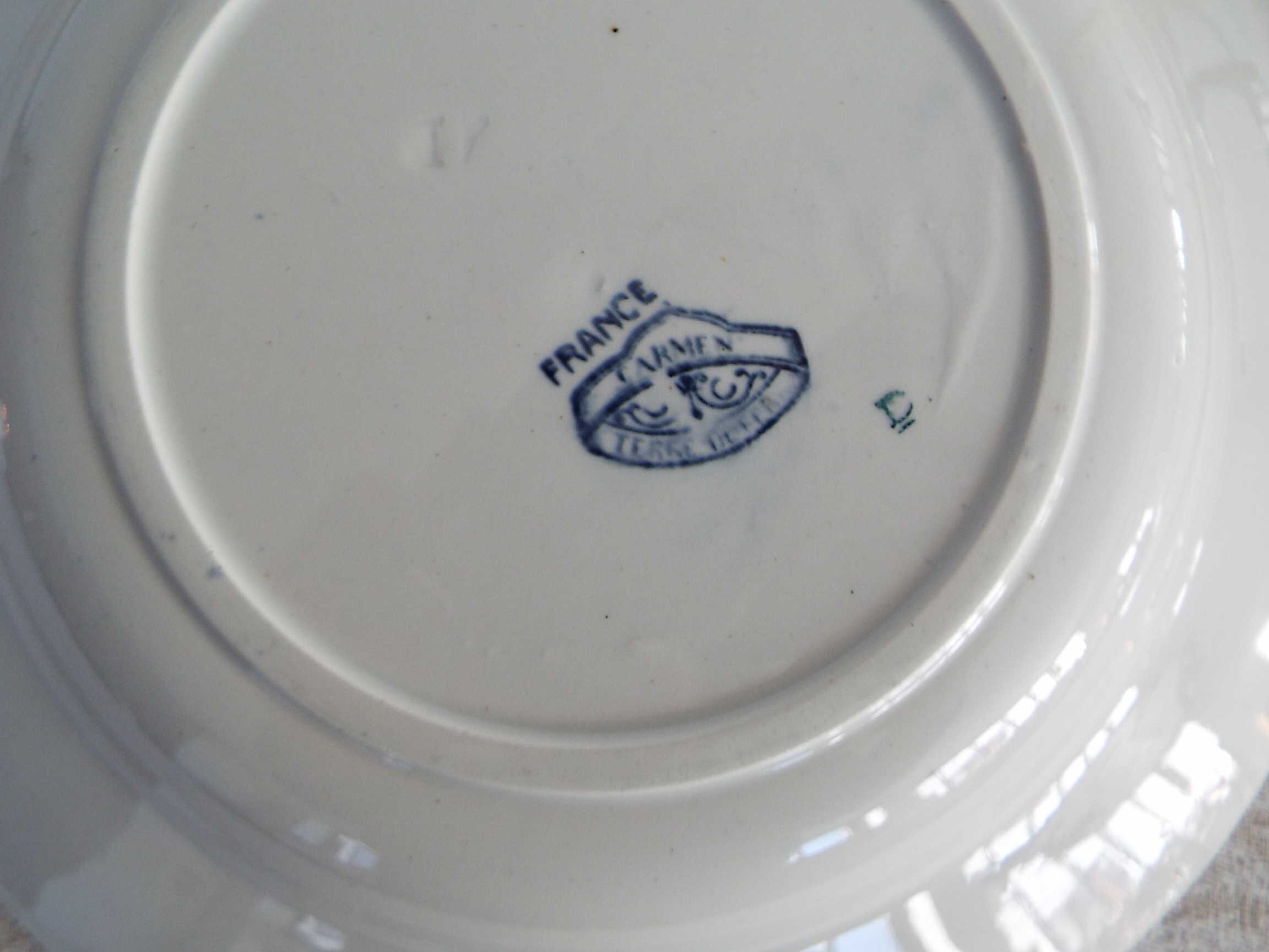 5 hollow plates iron earth