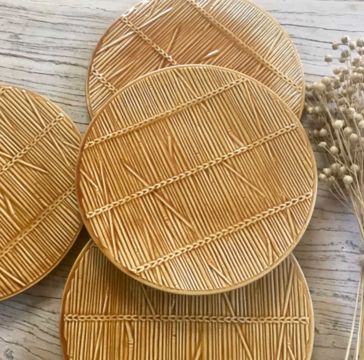 8 vintage Gien cheese plates france