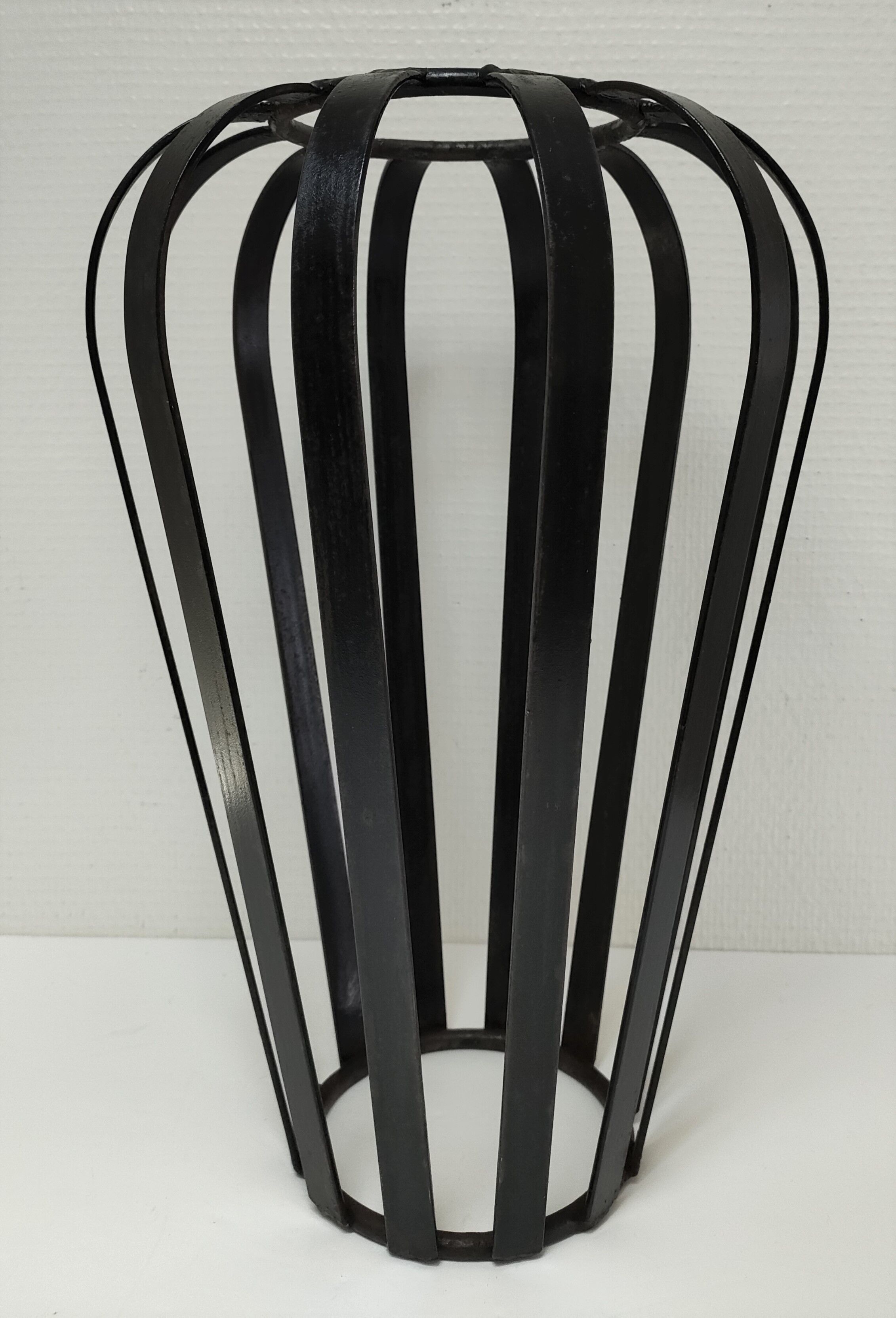 Porte-plante fer battu et fer forgé design années 60