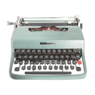 Typewriter, Olivetti Lattera 32, blue, vintage 1965