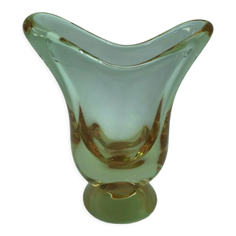 Vase 1960 verre souffle reflet vert