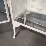 Armoire de médecin double vintage | Armoire à pharmacie blanche sur pieds élégants